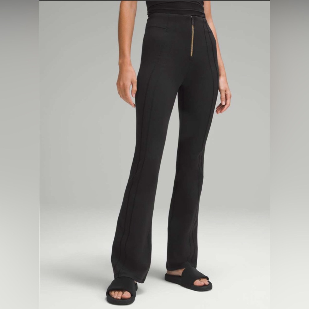 Lululemon Define Zip-Front High-Rise Flared Pant. New no tags Sz 8